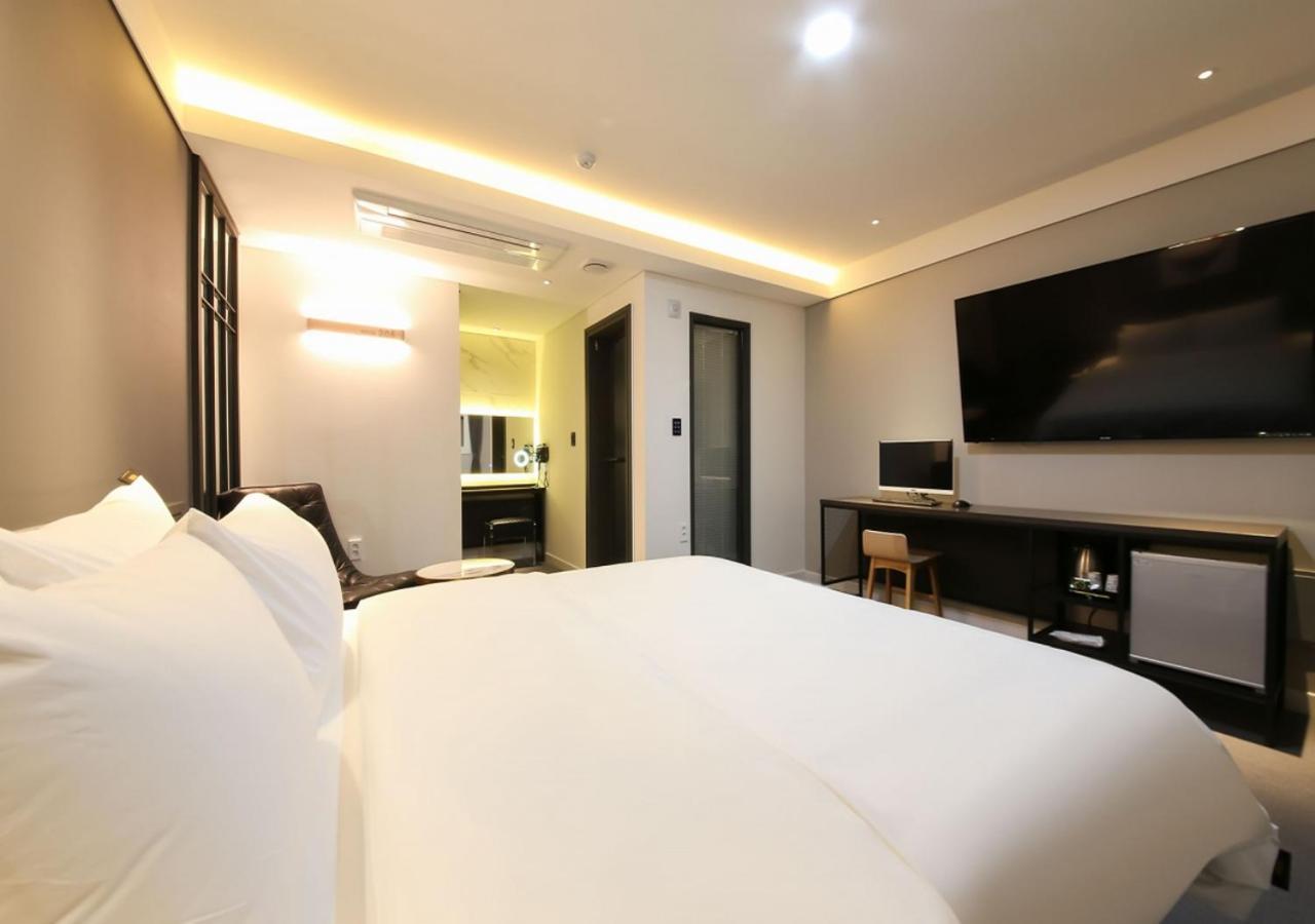 West In Hotel Yeosu Exterior foto