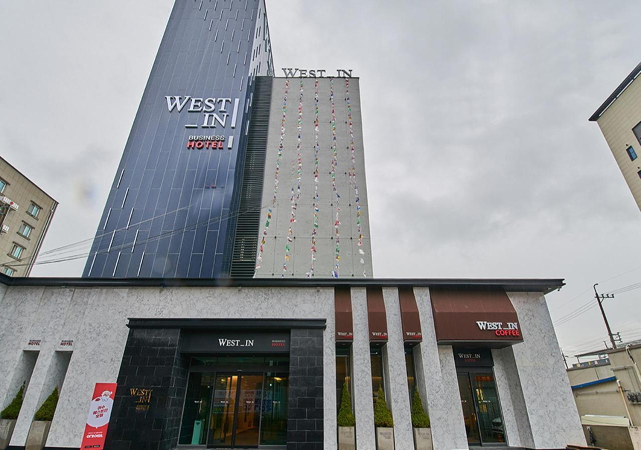 West In Hotel Yeosu Exterior foto