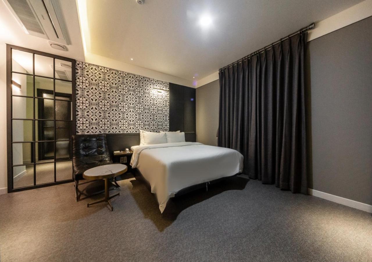 West In Hotel Yeosu Exterior foto