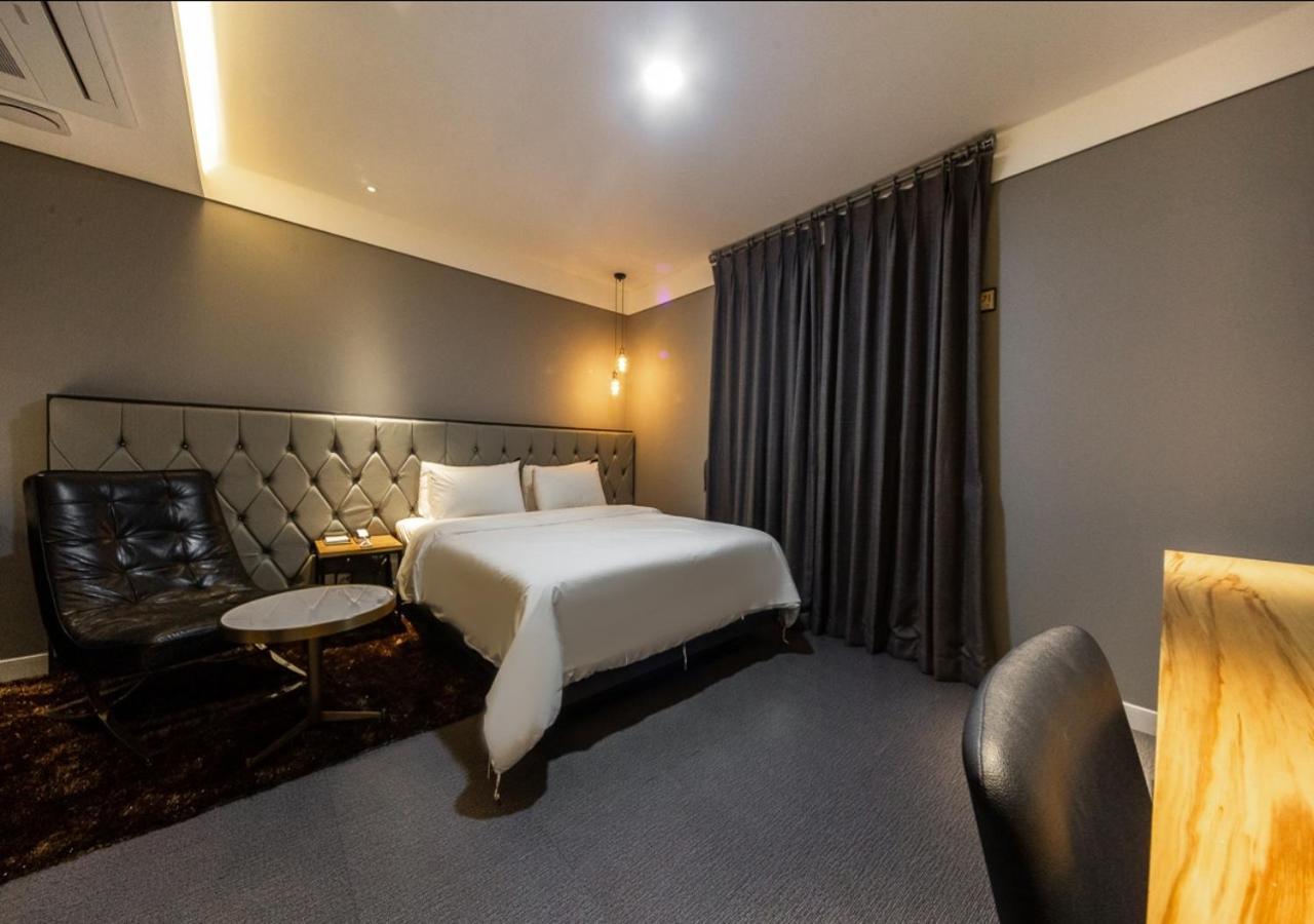 West In Hotel Yeosu Exterior foto