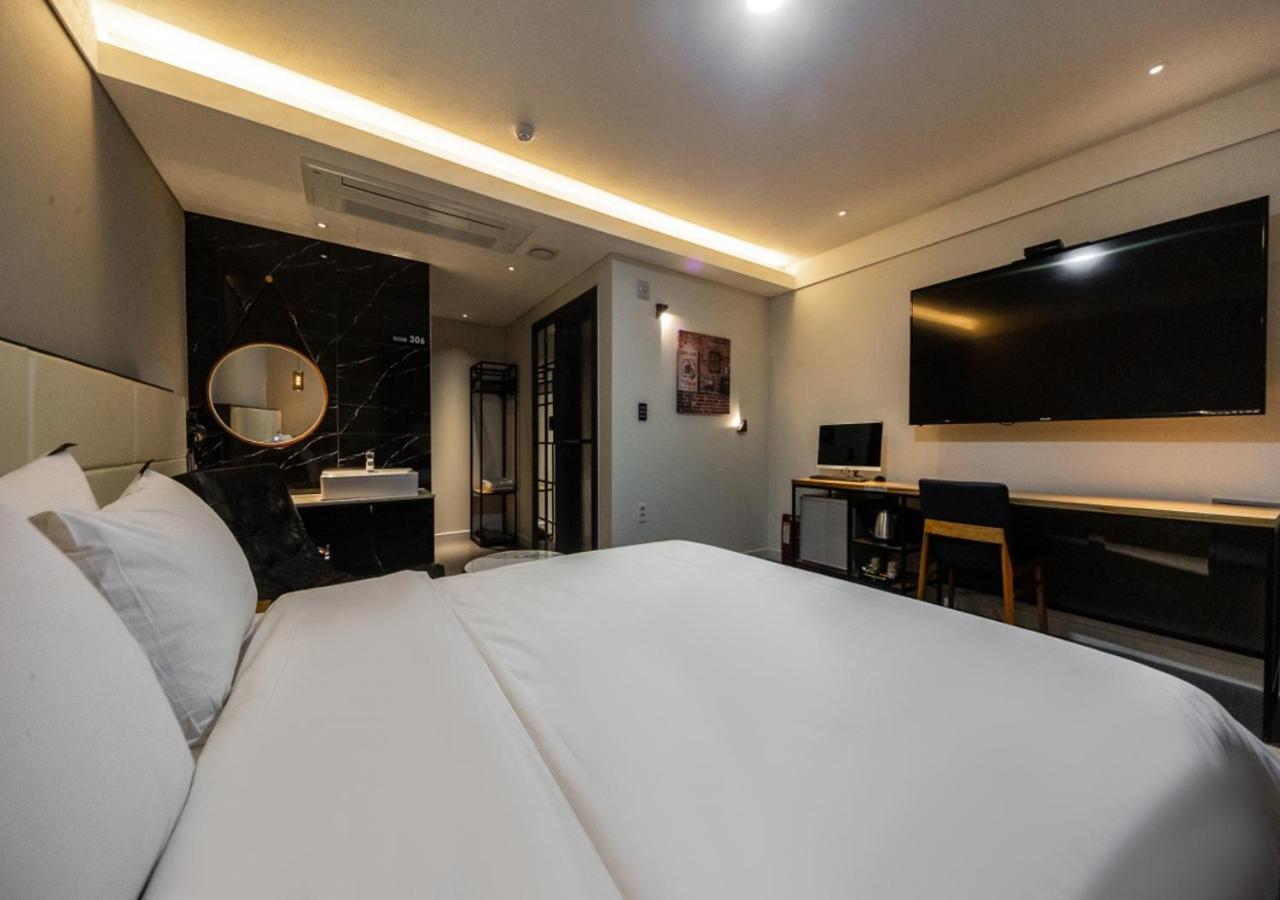 West In Hotel Yeosu Exterior foto