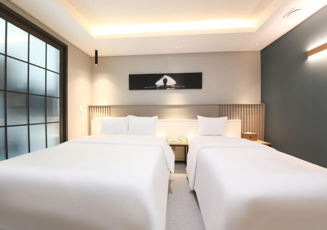 West In Hotel Yeosu Exterior foto