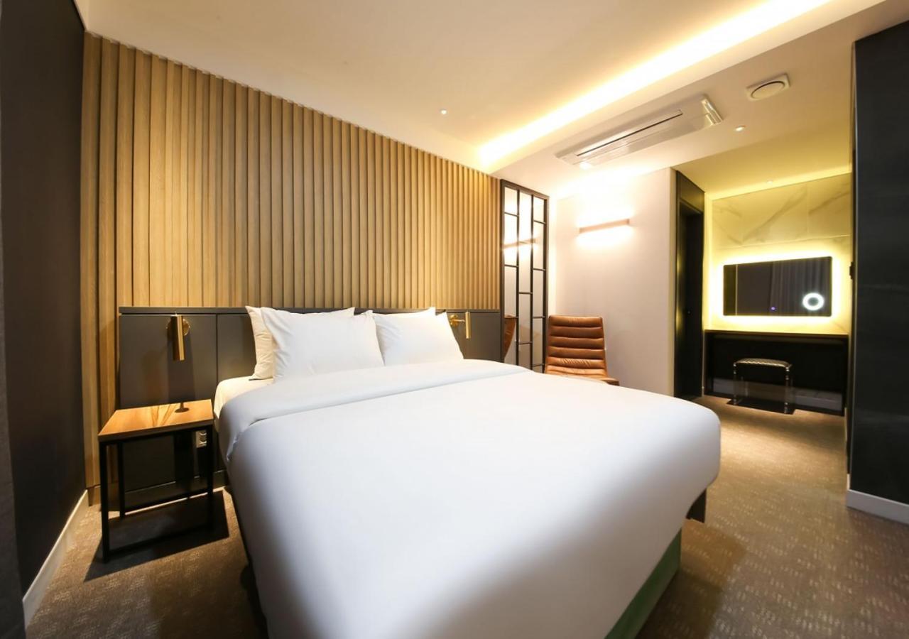West In Hotel Yeosu Exterior foto